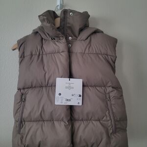 ALO Yoga Gold Rush Puffer Vest